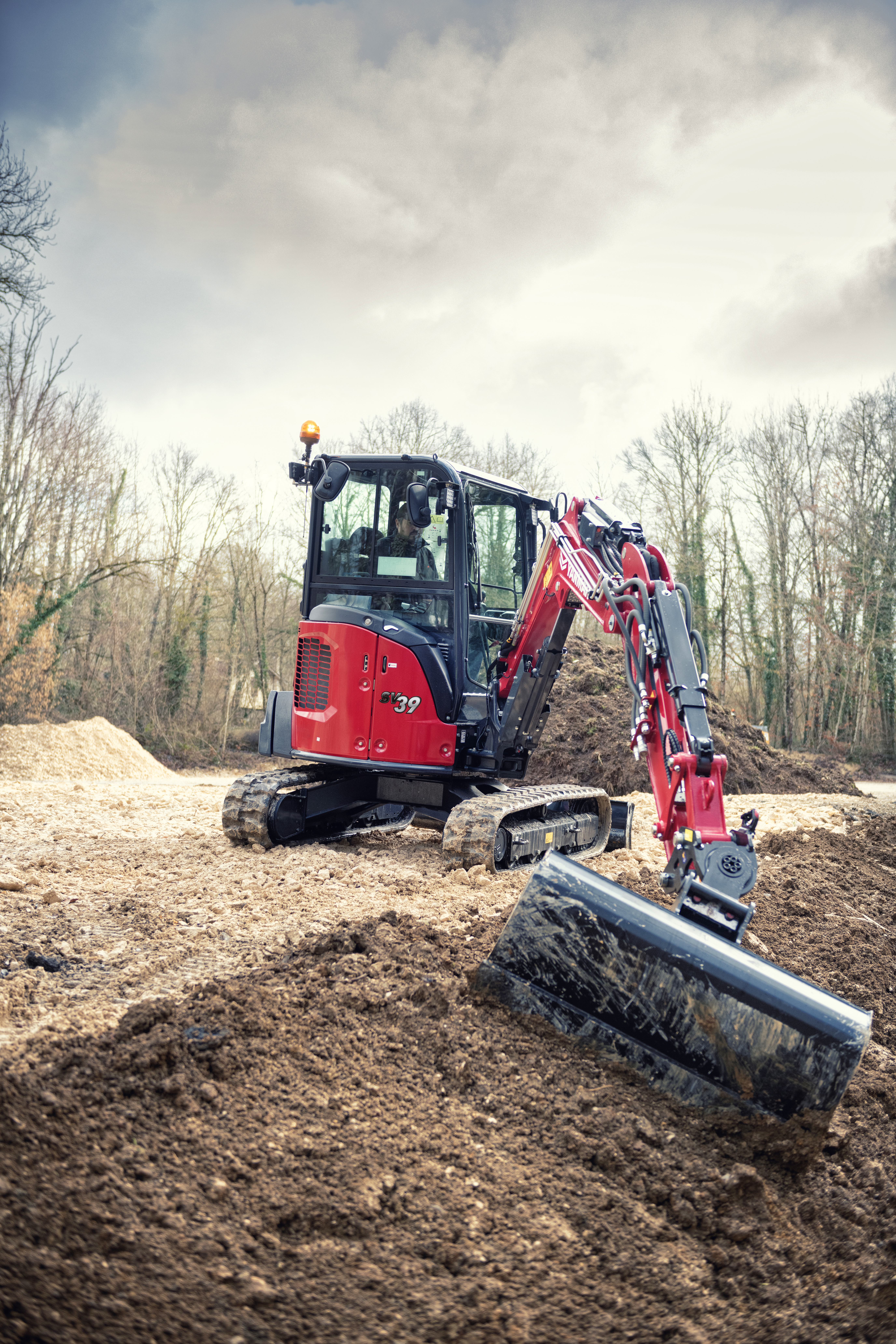 GRAVIT_minikoparka_gasienicowa_Yanmar_SV39-7_3