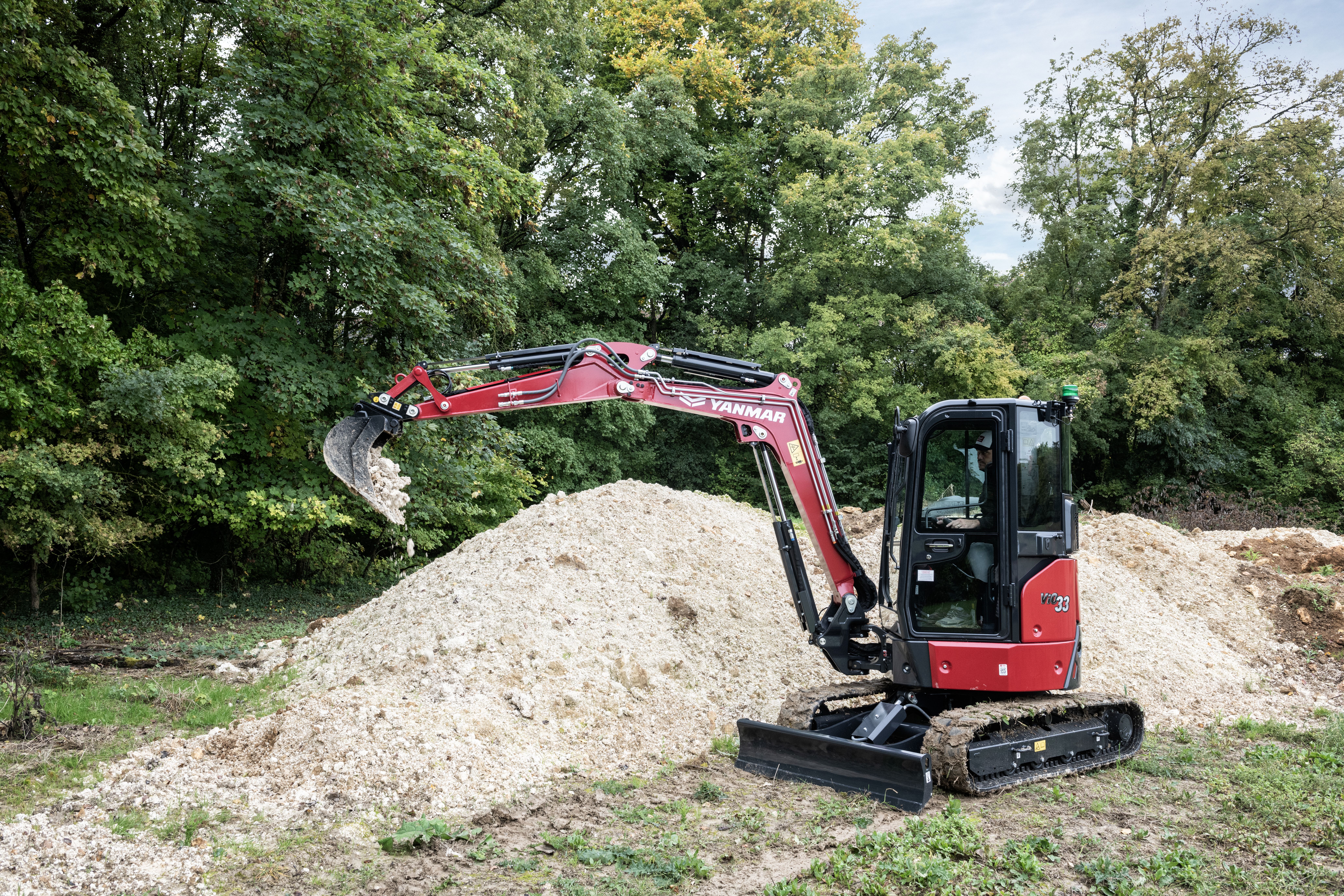 GRAVIT_minikoparka_gasienicowa_Yanmar_ViO33-7_3