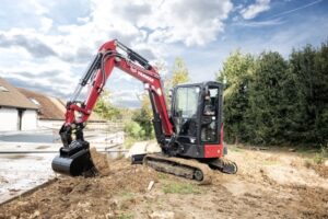 GRAVIT_minikoparka_gasienicowa_Yanmar_ViO38-7_1 Średni