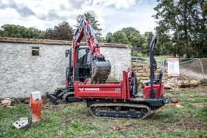 GRAVIT_wozidlo_gasienicowe_Yanmar_C12_5