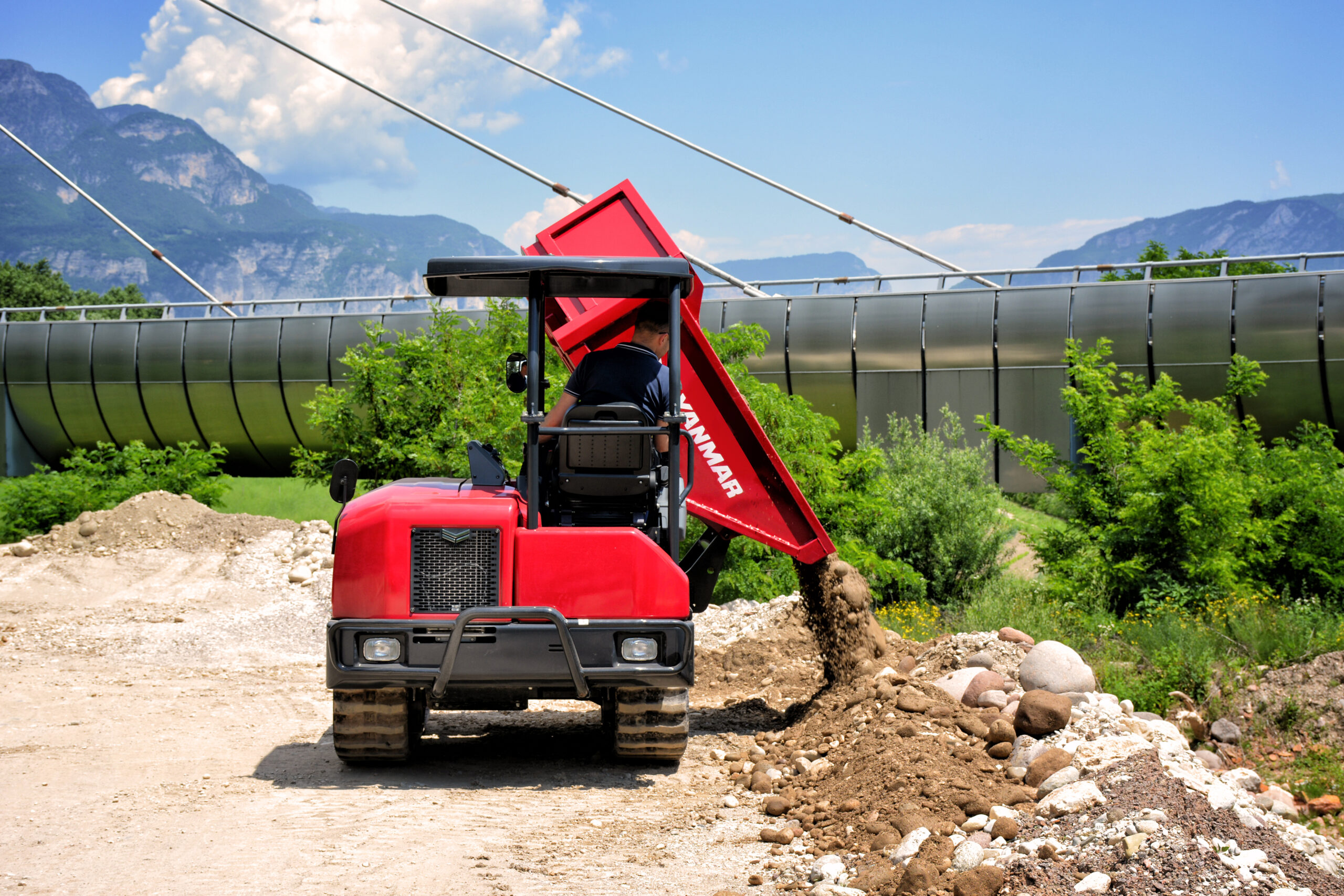 GRAVIT_wozidlo_gasienicowe_Yanmar_C30R_1